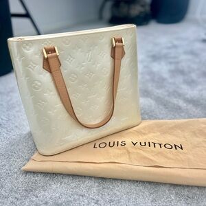 Louis Vuitton Houston Perle Tote Bag